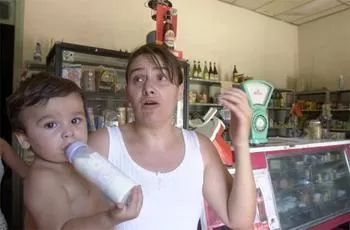 MIEDO Y HASTIO. Fabiana Loreto, miembro de una familia “histórica” del barrio, acusó a la Policía de no preocuparse por los vecinos.
